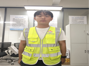 南宫体育