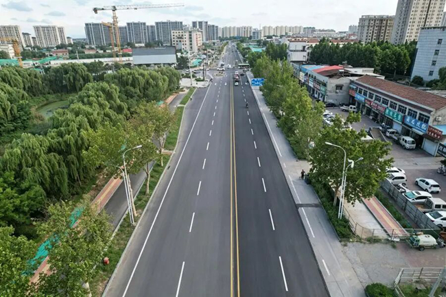 南宫体育