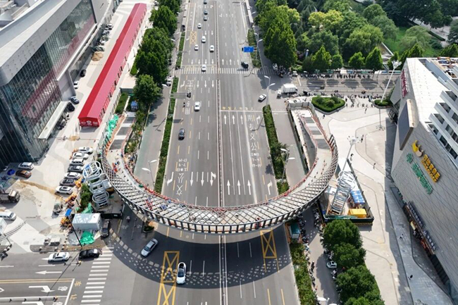 南宫体育